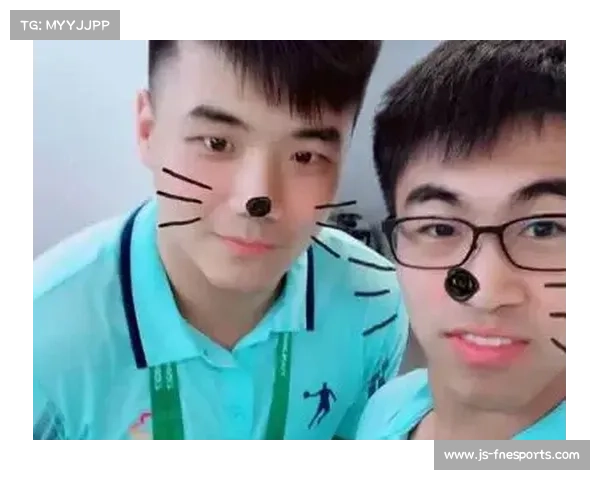 人形机器人亮相亚洲杯颁奖典礼科技与体育完美融合展示未来智能风采